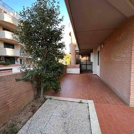 Appartamento Tranquillo Con Patio E Piscina La Caduta Ngoại thất bức ảnh